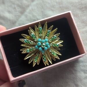 Vintage Starburst Brooch Gold Tone Turquoise & Green Rhinestone Costume Jewelry